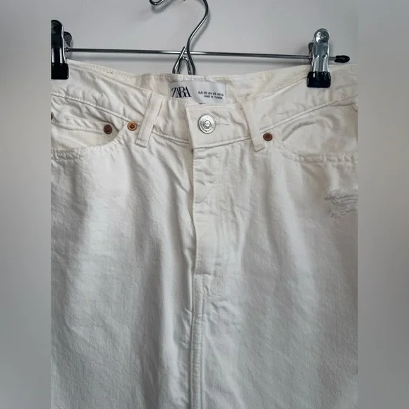 Zara Off-White Distressed Denim Skirt - Picture 2 of 3